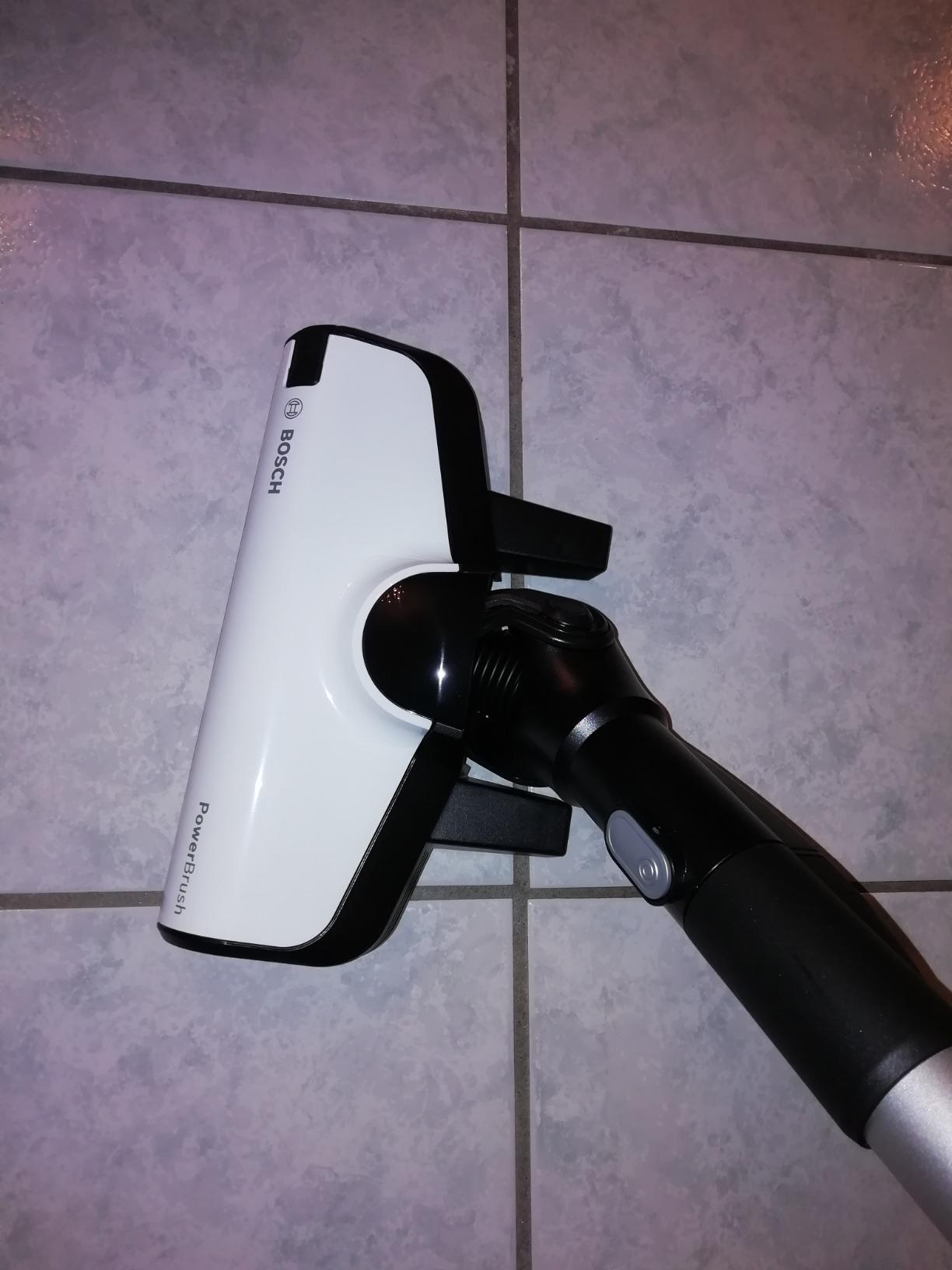 Bosch Unlimited 6 Scopa Elettrica 18V Bianca Senza Fili