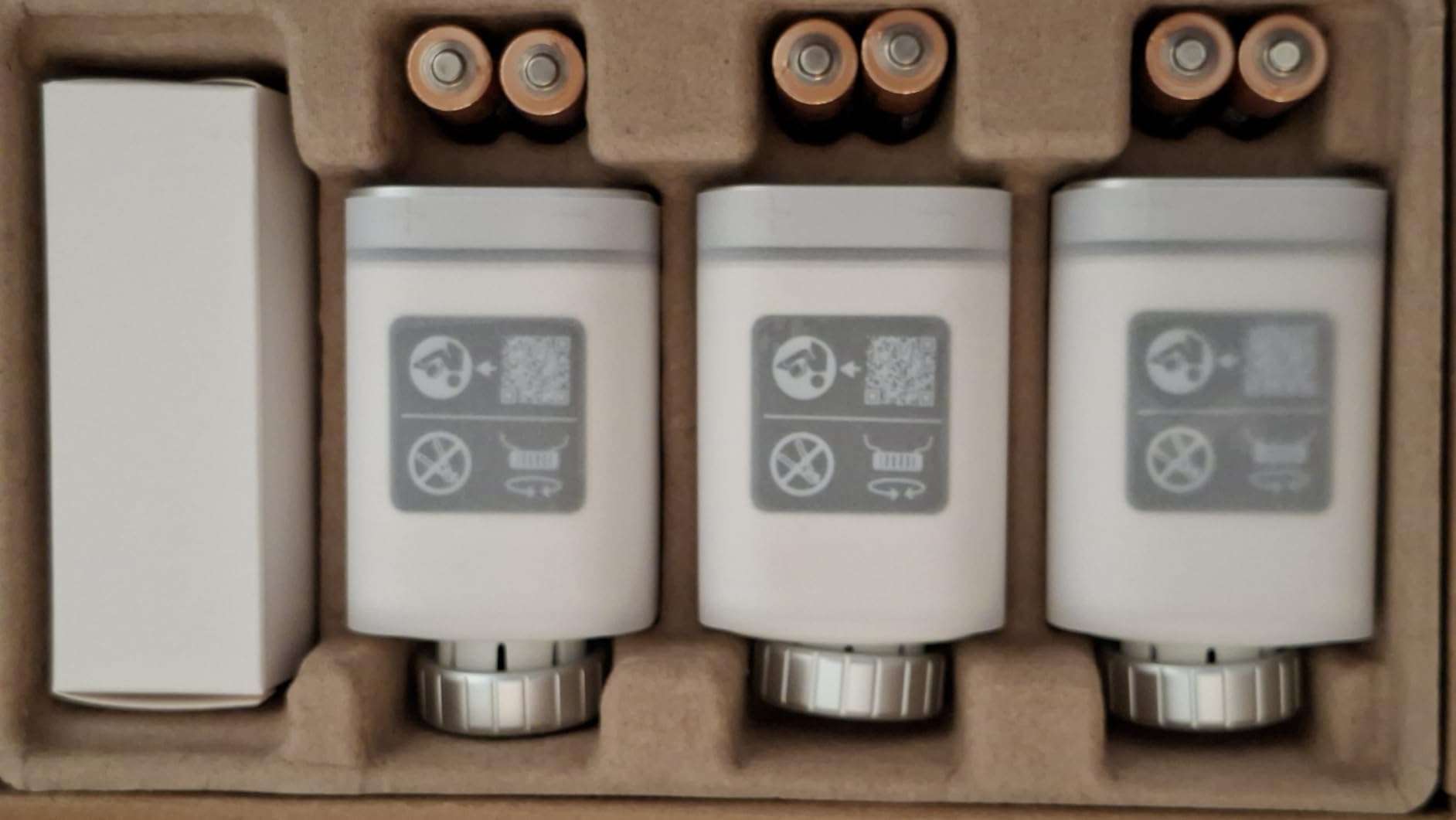 Bosch Smart Home II +M Termostato Radiatore Set 3 Pezzi