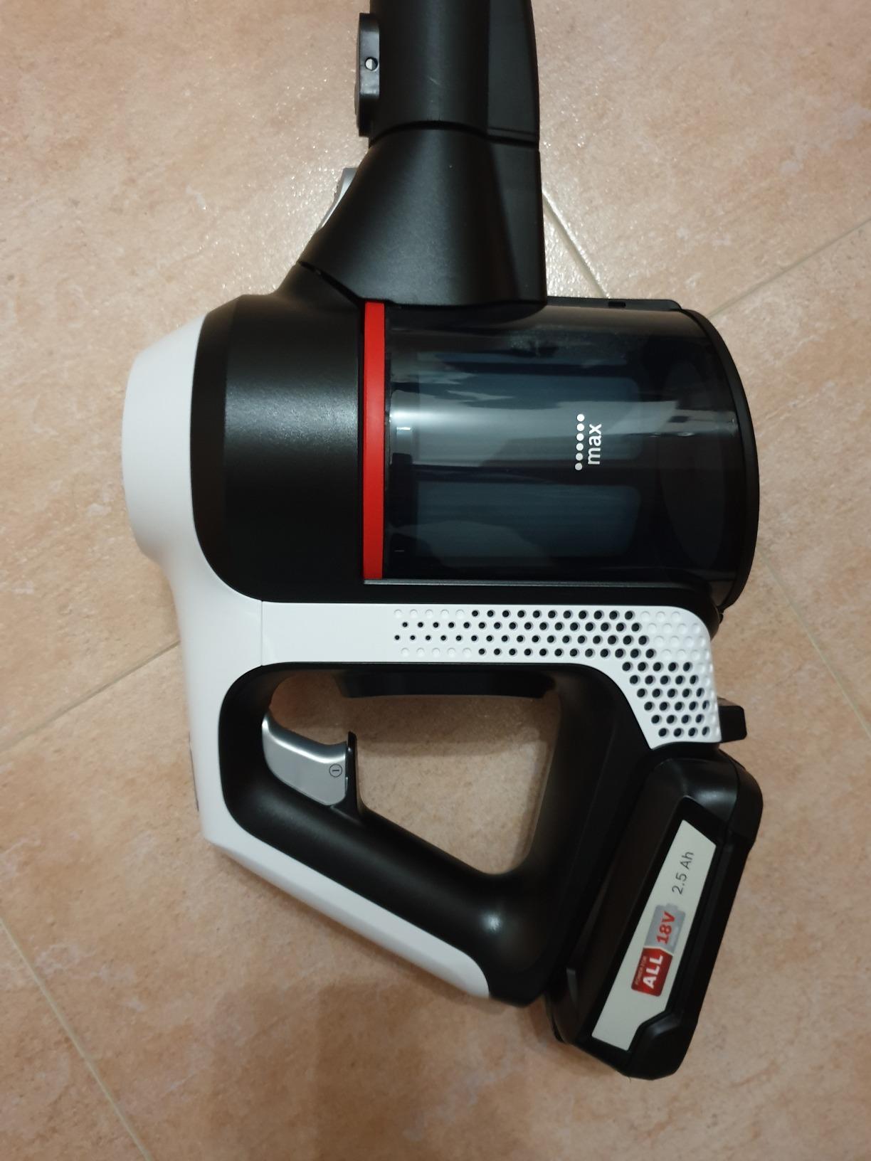 Bosch Unlimited 6 Scopa Elettrica 18V Bianca Senza Fili