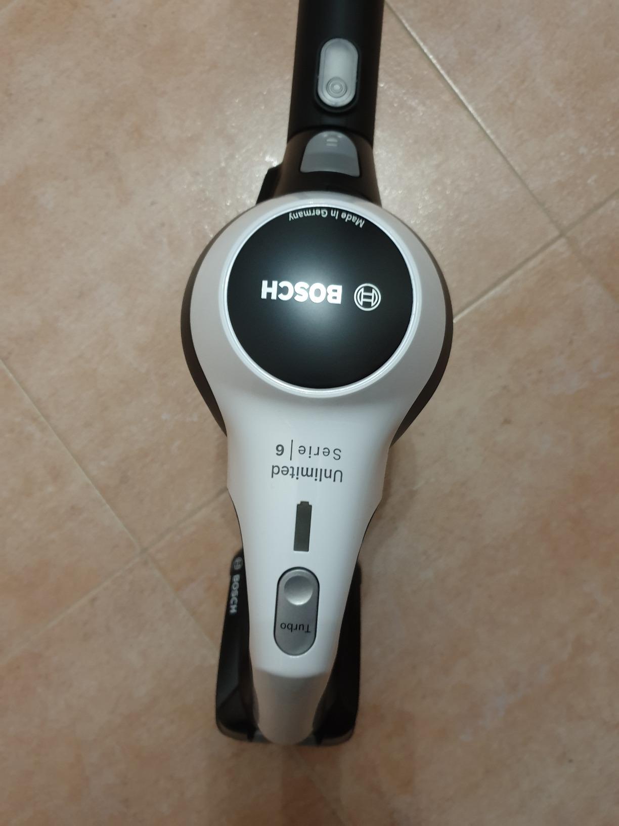 Bosch Unlimited 6 Scopa Elettrica 18V Bianca Senza Fili